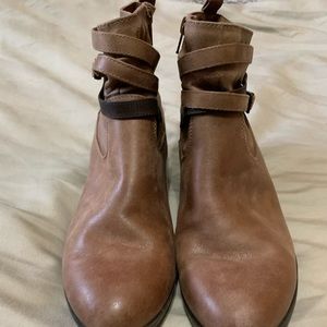 Women’s brown boots. Like new. Kim Rogers brand